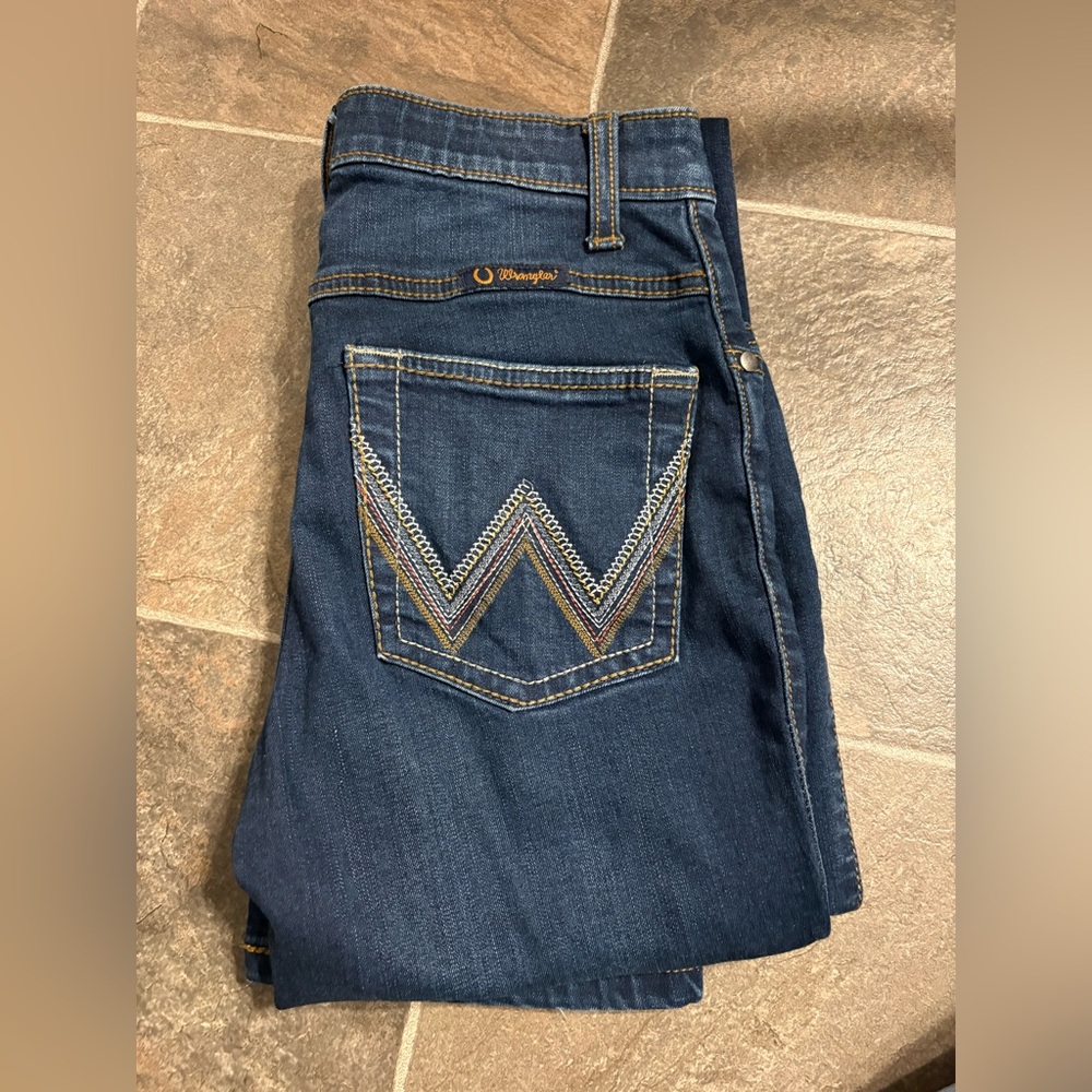 25/36 Wrangler Midrise Bootcut Jeans